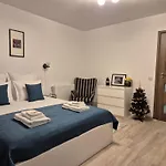 Zara Apartment